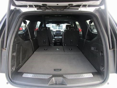 Certified 2023 Chevrolet Suburban Premier image 24