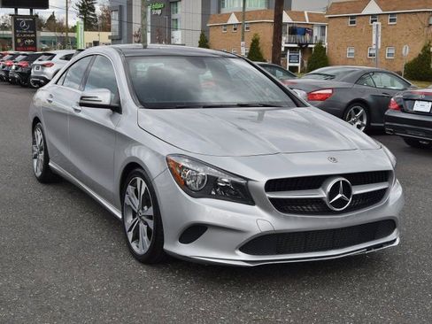 Used 2019 Mercedes-Benz CLA 250 4MATIC image 11