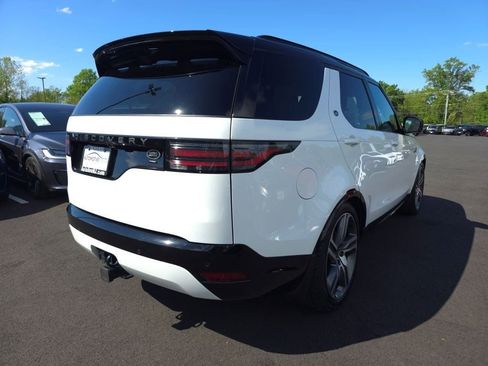 Used 2023 Land Rover Discovery HSE R-Dynamic AWD/4WD image 5