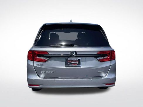 Used 2023 Honda Odyssey Touring image 5