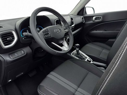 New 2026 Hyundai Venue SEL FWD image 14