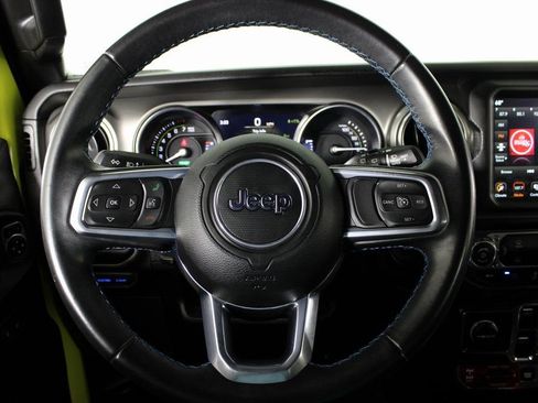 Used 2022 Jeep Wrangler Unlimited Rubicon 4xe image 6