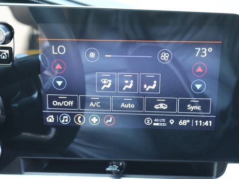 Used 2022 Chevrolet Corvette Stingray Coupe w/ 1LT image 3