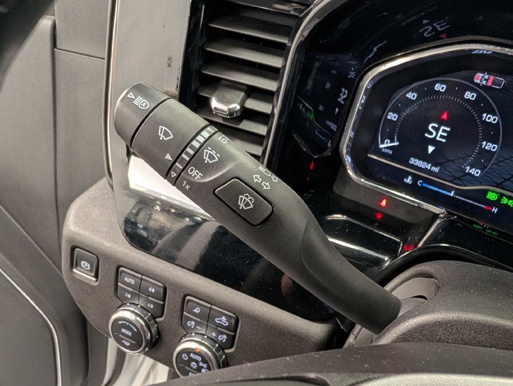 Used 2024 GMC Sierra 3500 SLT w/ SLT Convenience Package AWD/4WD image 22