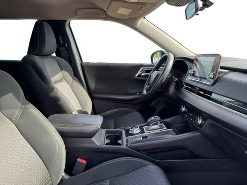 Used 2023 Mitsubishi Outlander ES image 17