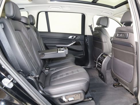 Used 2020 BMW X7 xDrive40i w/ Premium Package image 16