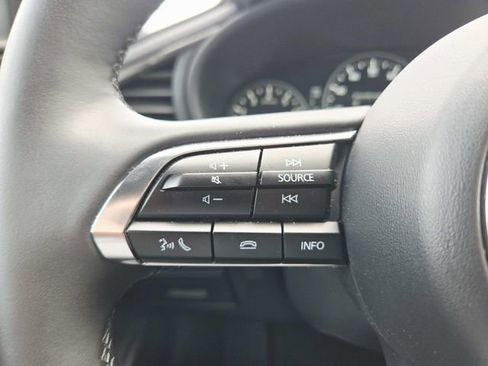 Certified 2025 MAZDA MAZDA3 Hatchback w/Premium Plus Pkg image 17