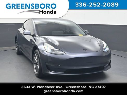 Used 2019 Tesla Model 3 Standard Range Plus RWD image 1