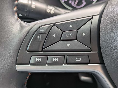 Used 2021 Nissan Sentra SR w/ SR Premium Package FWD image 27