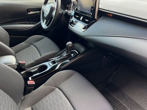 Used 2019 Toyota Corolla SE w/ SE Option Package image 16