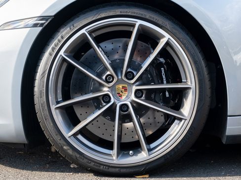 Certified 2020 Porsche 911 Carrera 4S image 12