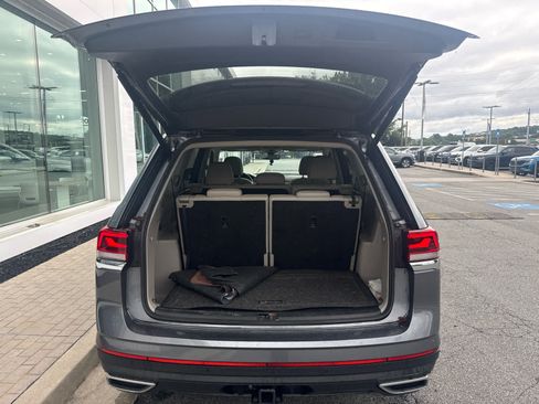 Used 2024 Volkswagen Atlas SE FWD image 22