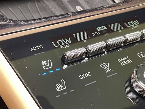 New 2026 Porsche Cayenne Coupe image 34