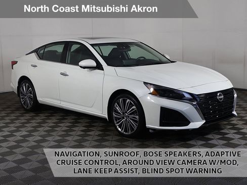 Used 2023 Nissan Altima 2.5 SL image 1