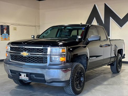 Used 2014 Chevrolet Silverado 1500 W/T image 1