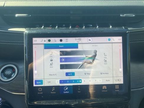 Used 2023 Jeep Grand Cherokee L Overland AWD/4WD image 30