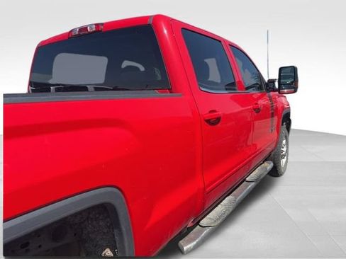 Used 2017 GMC Sierra 2500 SLE w/ HD SLE Preferred Plus Package AWD/4WD image 9