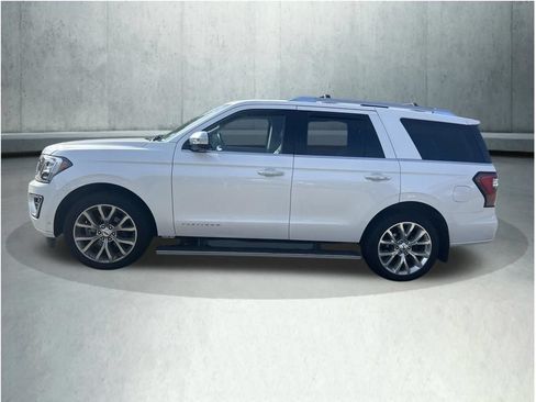 Used 2019 Ford Expedition Platinum AWD/4WD image 2
