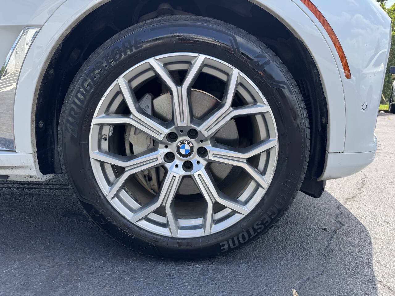 Used 2019 BMW X7 xDrive40i w/ Premium Package AWD/4WD image 22