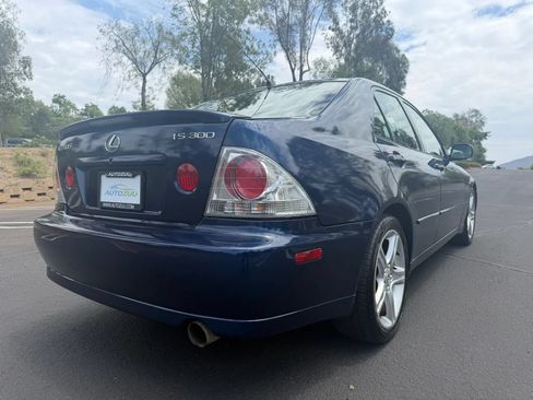 Used 2005 Lexus IS 300 RWD image 5