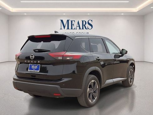 Used 2025 Nissan Rogue SV FWD image 5