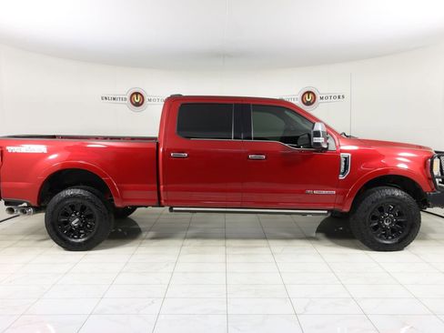 Used 2021 Ford F350 Platinum w/ Tremor Off-Road Package AWD/4WD image 2