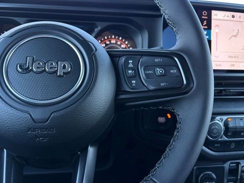 New 2026 Jeep Gladiator Sport image 33