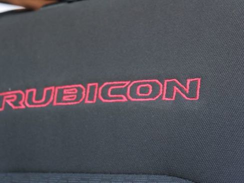 Used 2022 Jeep Wrangler Unlimited Rubicon AWD/4WD image 37