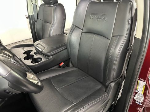 Used 2018 RAM 3500 Laramie image 27