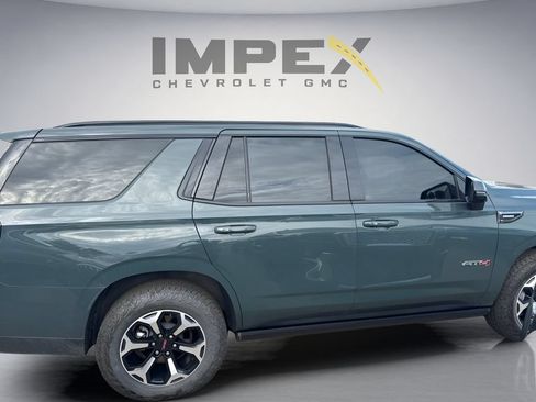 Used 2025 GMC Yukon AT4 w/ AT4 Premium Plus Package AWD/4WD image 6