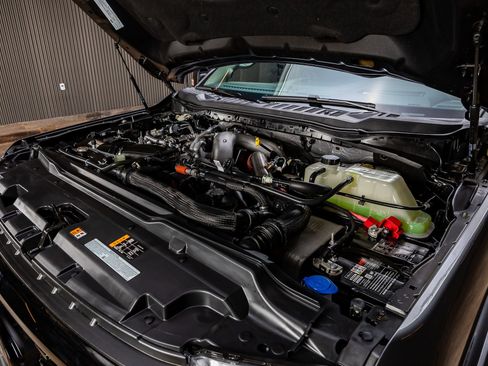 Used 2026 Ford F450 Platinum w/ Platinum Plus Package image 37