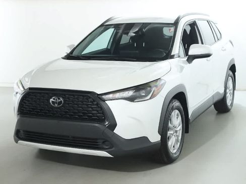 Certified 2023 Toyota Corolla Cross LE AWD/4WD image 1