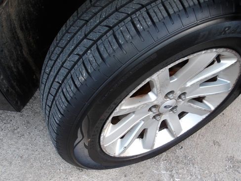 Used 2009 Ford Flex SEL image 44