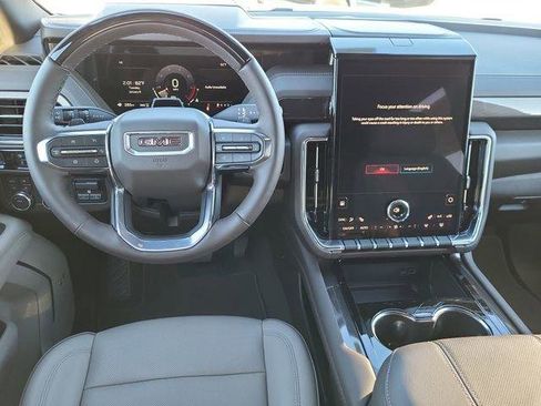 New 2025 GMC Yukon Elevation AWD/4WD image 12