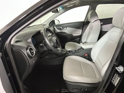 Used 2023 Hyundai Kona Limited AWD/4WD image 14
