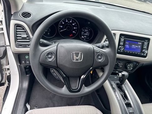 Used 2016 Honda HR-V LX image 13