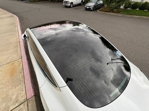 Used 2018 Tesla Model 3 Long Range RWD image 30