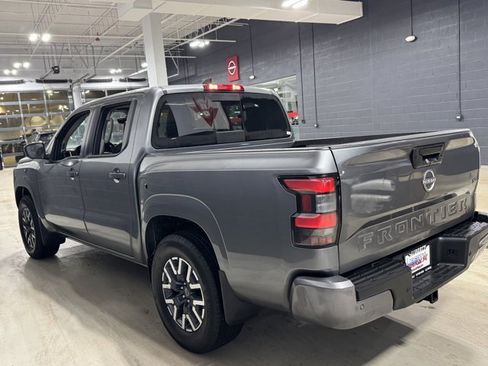 Used 2024 Nissan Frontier SL w/ Technology Package image 18