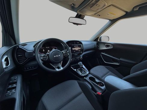 Used 2023 Kia Soul S FWD image 25