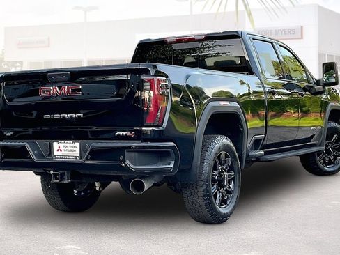 Used 2025 GMC Sierra 2500 AT4 w/ AT4 Premium Plus Package AWD/4WD image 33
