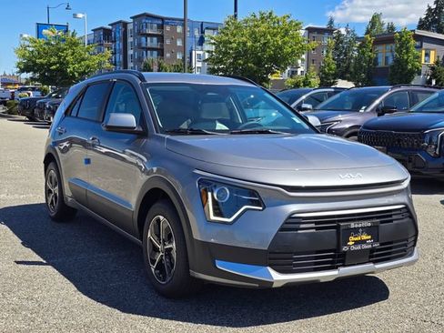 New 2026 Kia Niro EX FWD image 7
