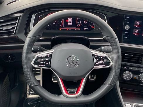 Used 2023 Volkswagen Jetta GLI Autobahn FWD image 9