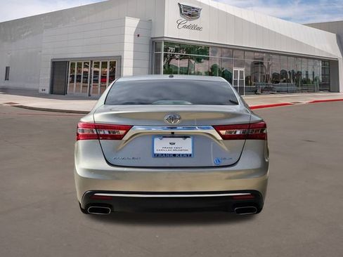 Used 2017 Toyota Avalon XLE image 5