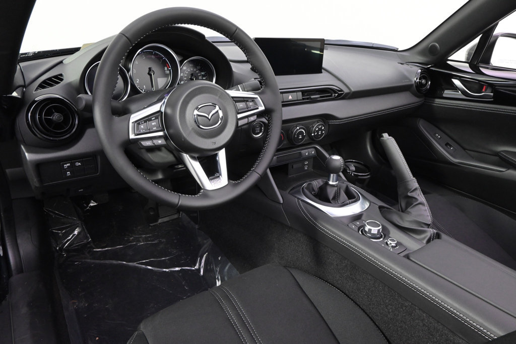 New 2026 MAZDA MX-5 Miata Club w/ Weather Package RWD image 16