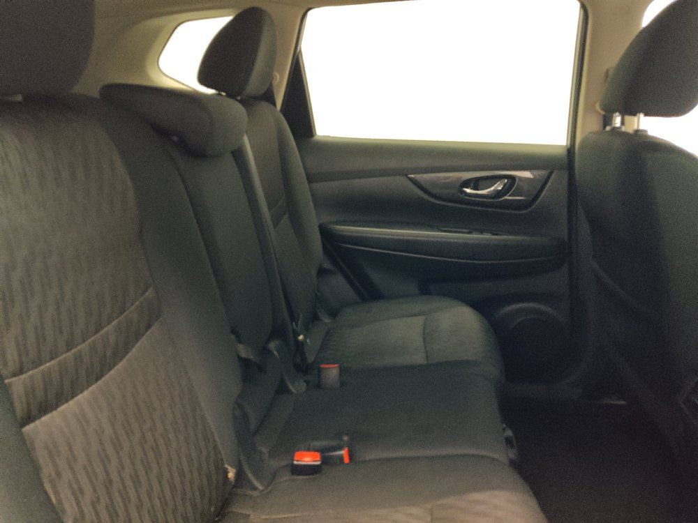 Used 2019 Nissan Rogue S w/ Special Edition Package FWD image 19