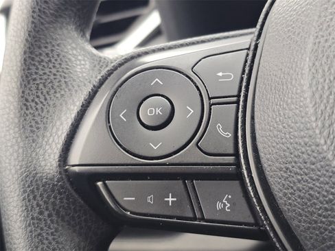 Used 2023 Toyota RAV4 LE image 21