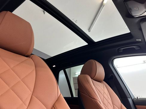 New 2026 BMW X5 xDrive50e w/ Premium Package image 24