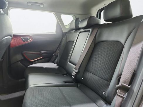 Certified 2024 Kia Soul GT-Line FWD image 21