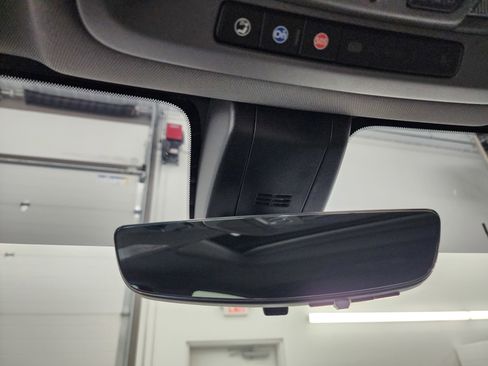 Used 2023 GMC Sierra 3500 Denali w/ Denali Ultimate Package image 59