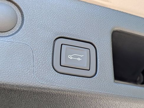 New 2026 GMC Terrain AT4 w/ Convenience Package III AWD/4WD image 30